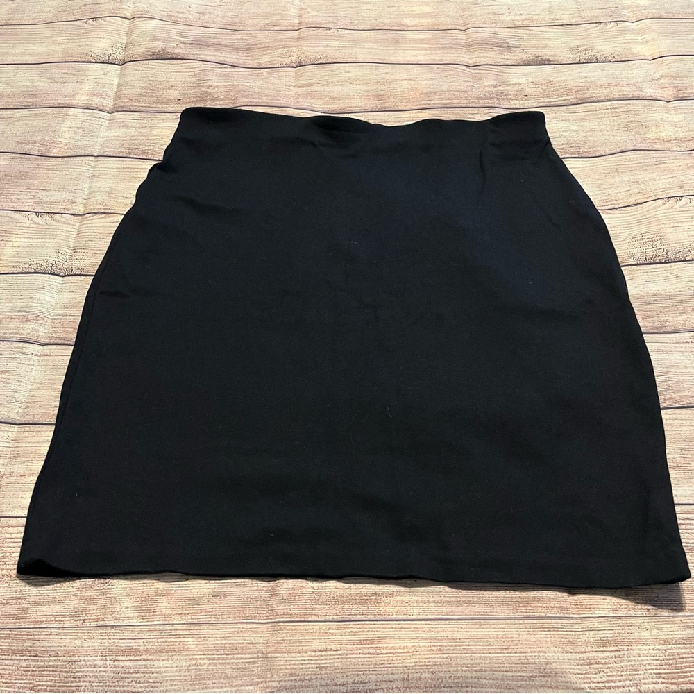 Black Skirt with Gold Zipper in Back, Size 14